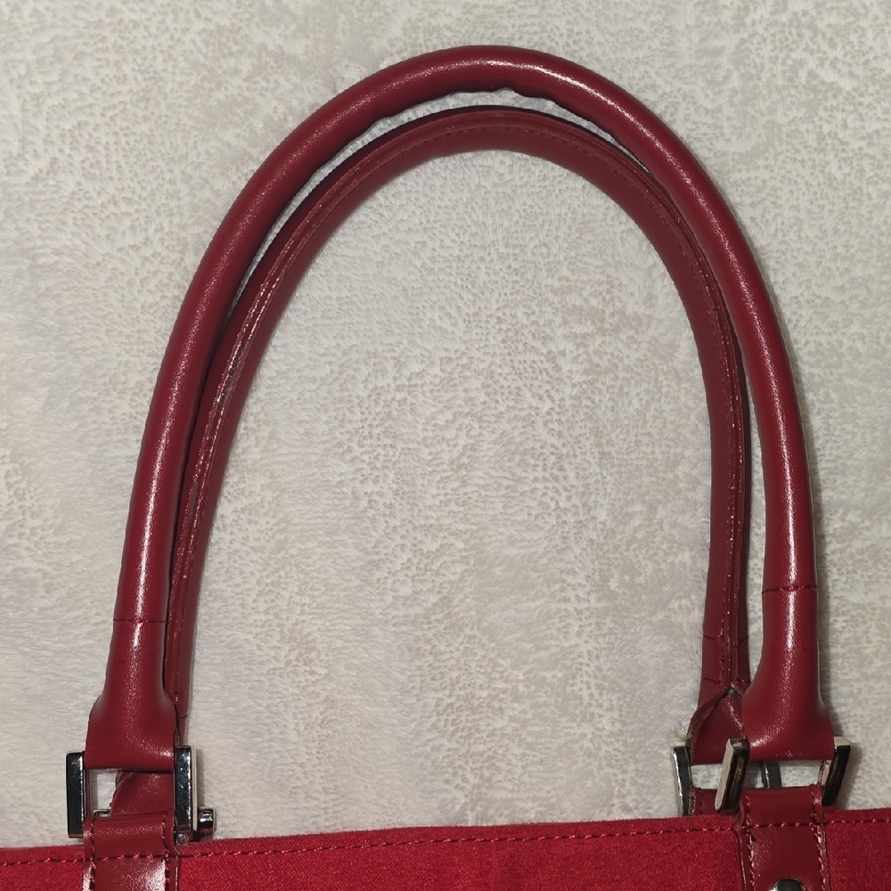 Sandol Living Fashion Red Faux Suede Embroidered Handbag - Picture 7 of 11